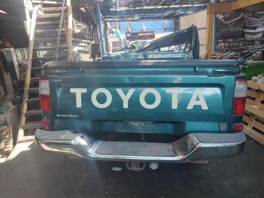  Toyota HILUX 1998    EN DESARME